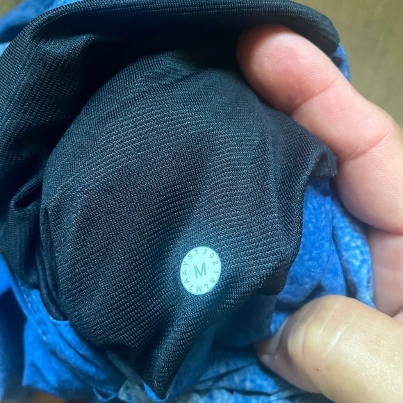 Lululemon Pace Breaker Short Linerless 9” in Ocean Spray Ice Grey Admiral Blue - Picture 6 of 6